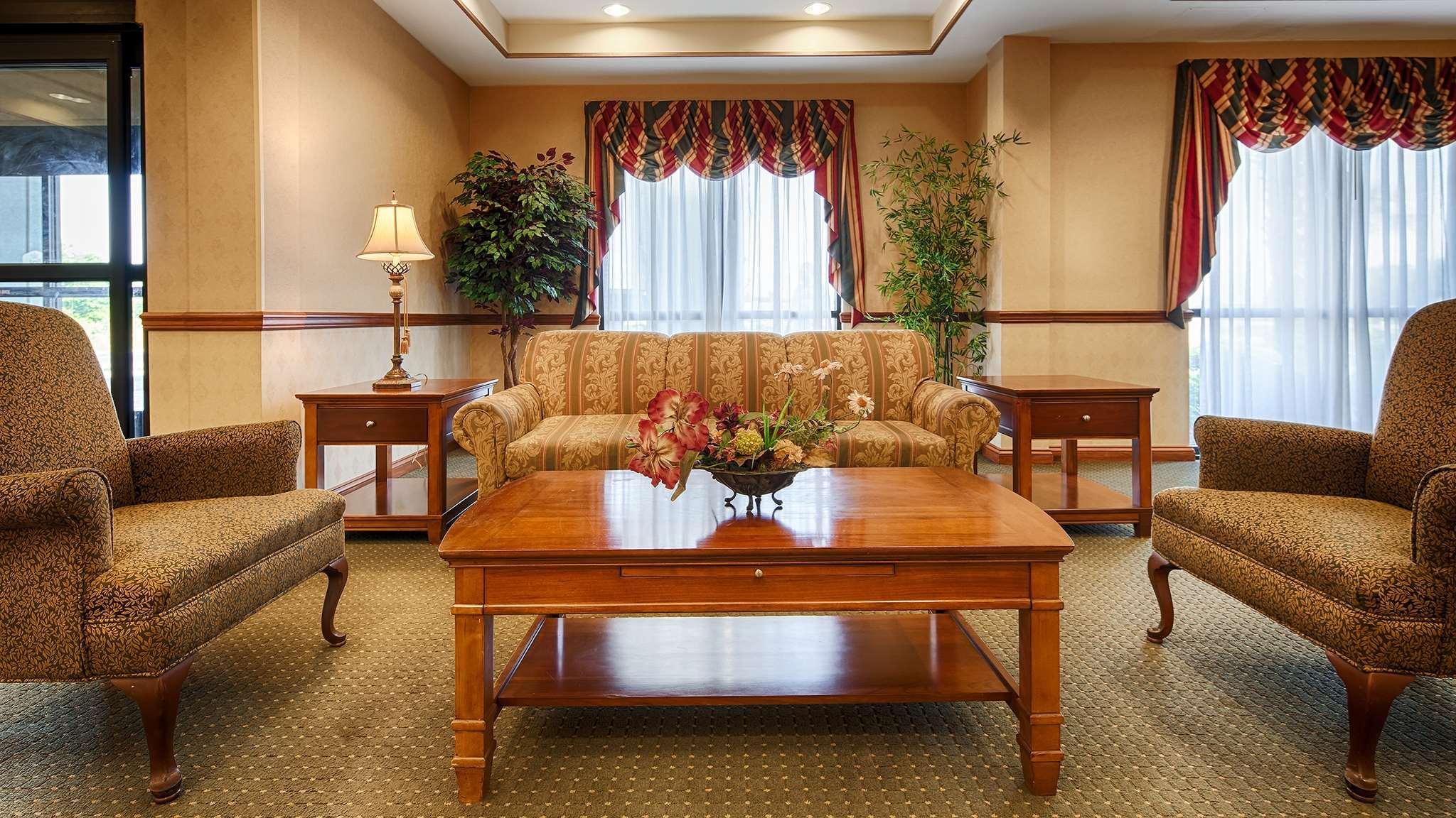 Best Western Executive Inn - Latta Berrys Crossroads Exteriör bild